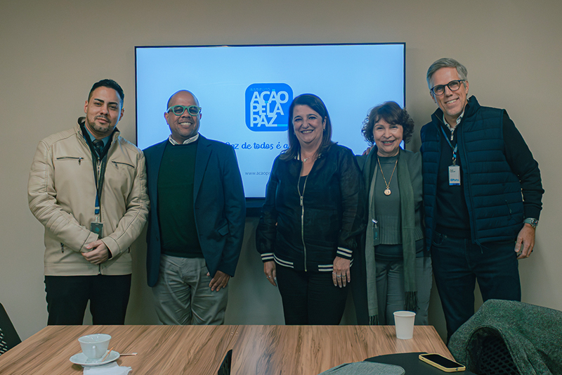 Marcos, Rodolfo, Mirian, Solange e Kakinoff - Foto: Michel Mota | Espa&ccedil;o Abrah&atilde;o e Rosa